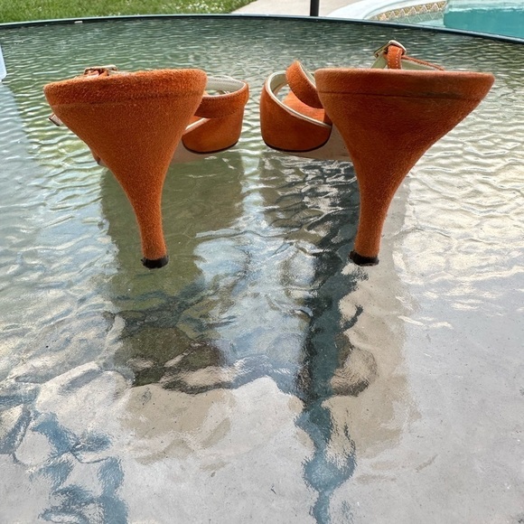 Bettye Muller Suede Orange Sandals, size Euro 39, US 8.5 - Picture 5 of 5